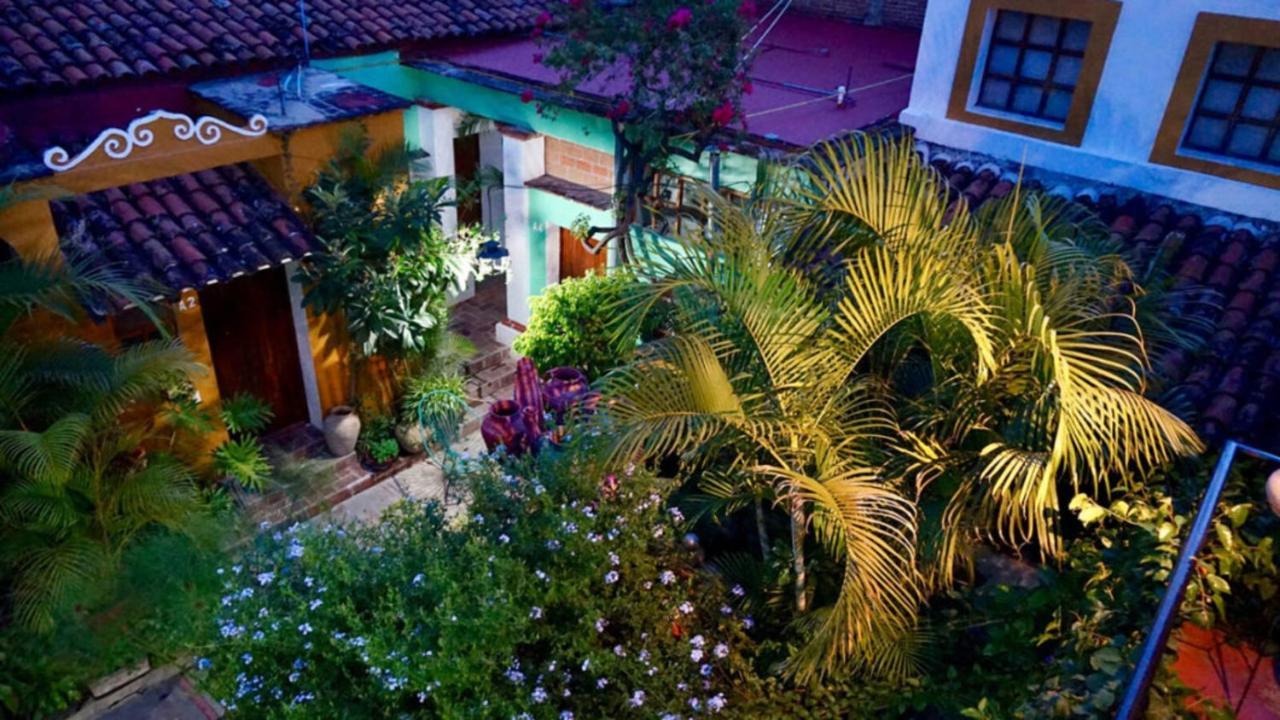 Hotel Las Golondrinas Oaxaca Екстериор снимка
